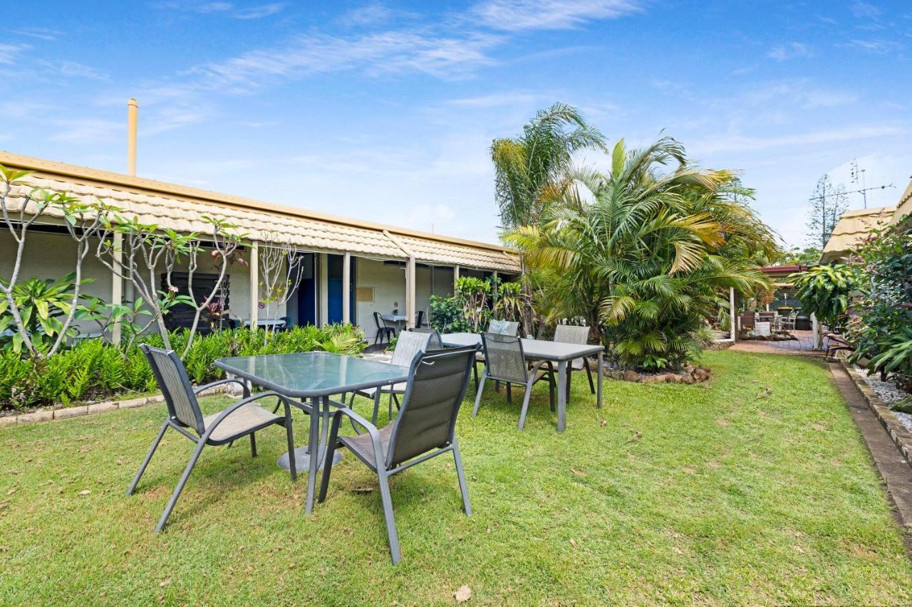 Bundaberg Coral Villa Motor Inn מראה חיצוני תמונה
