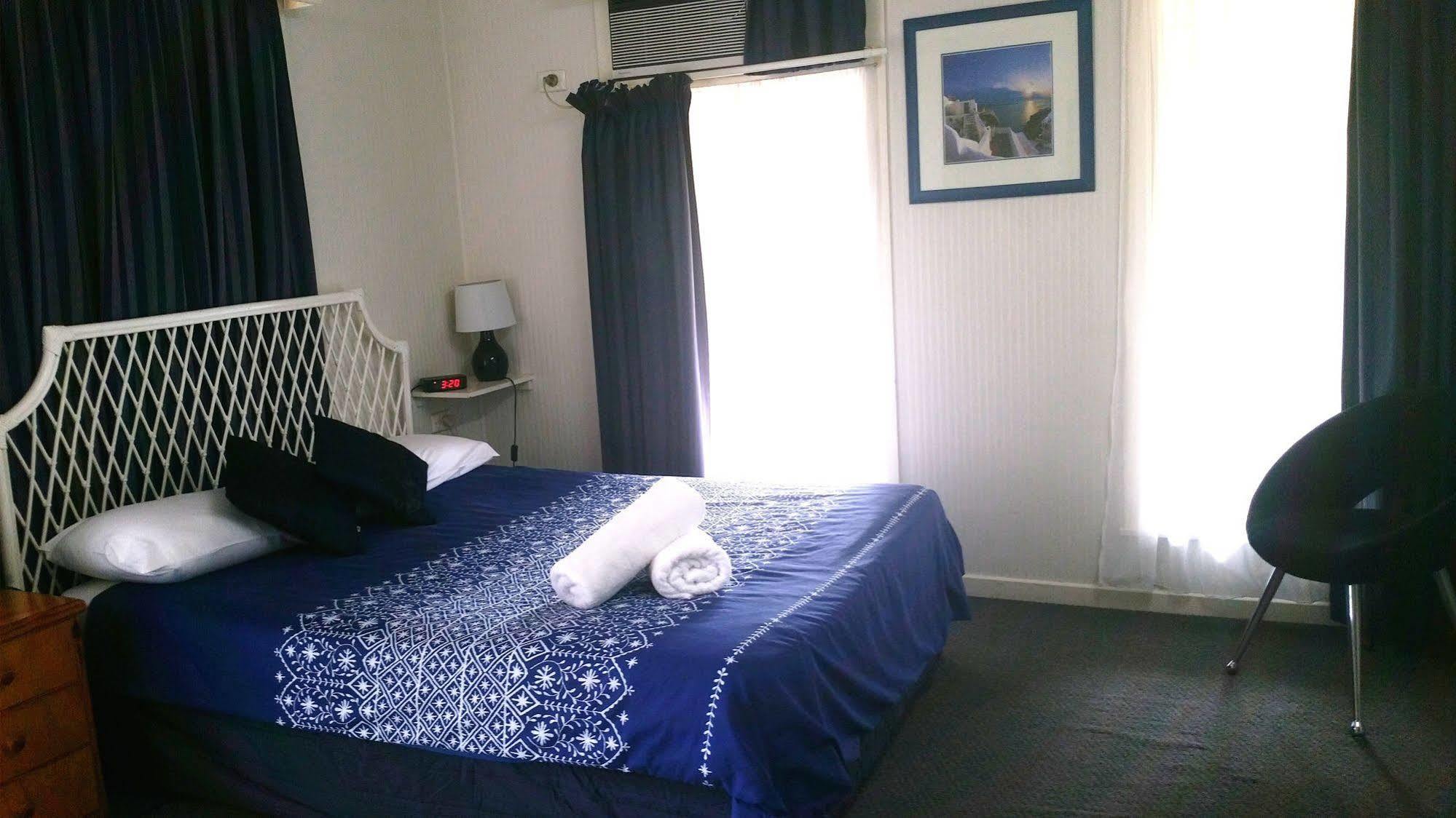 Bundaberg Coral Villa Motor Inn מראה חיצוני תמונה