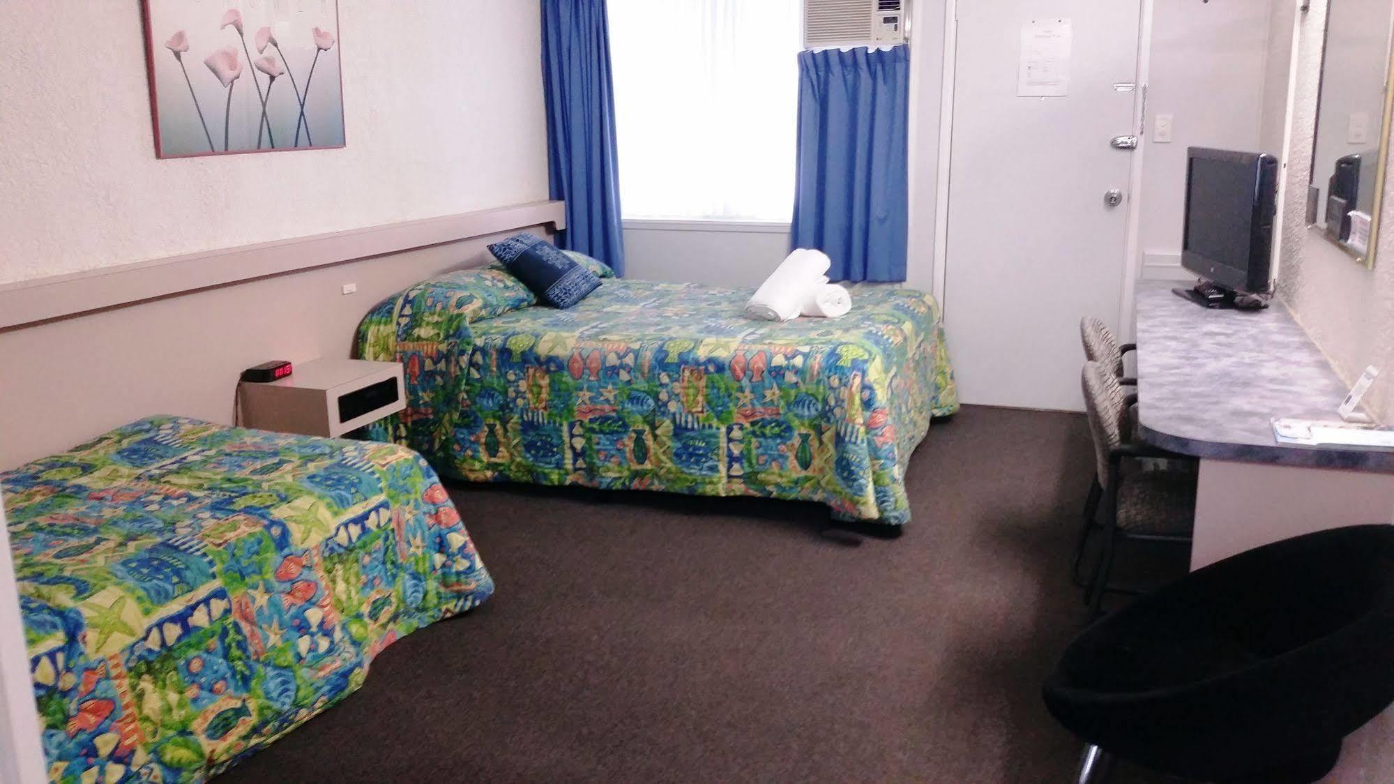 Bundaberg Coral Villa Motor Inn מראה חיצוני תמונה