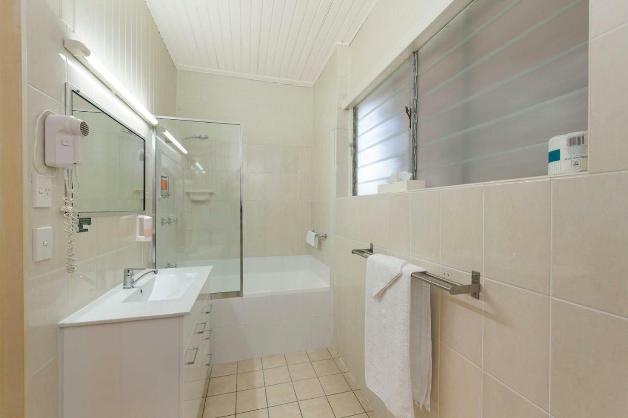 Bundaberg Coral Villa Motor Inn מראה חיצוני תמונה